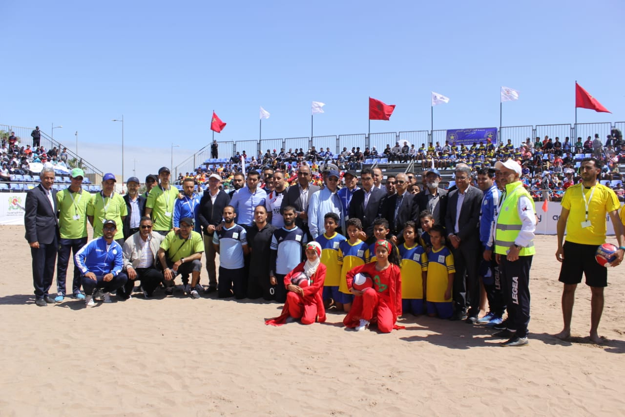 بالصور: OCP الجرف الأصفر تنظم أول دوري في كرة القدم الشاطئية بإقليم الجديدة.