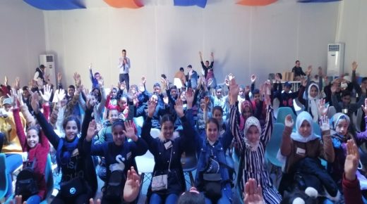280 تلميذ و تلميذة في زيارة لمعرض الكتاب الدولي من تنظيم الجمعية الإقليمية للشؤون الثقافية بالجديدة